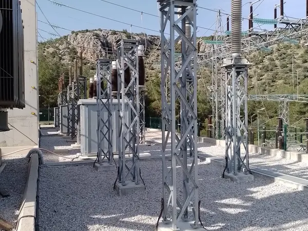 معدات كهربائية خارجية