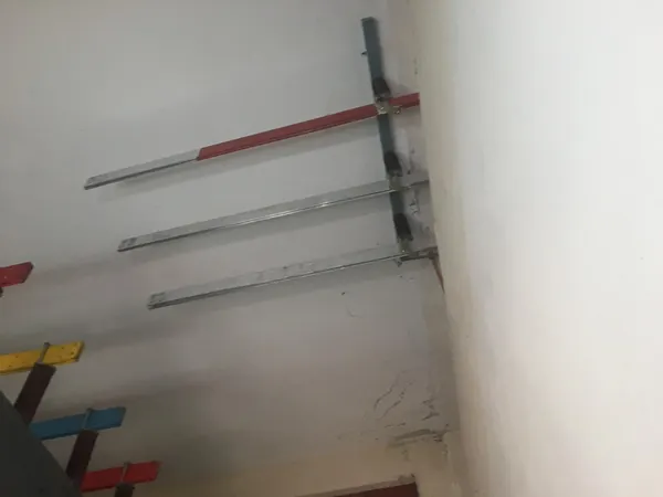 دعامات جدارية